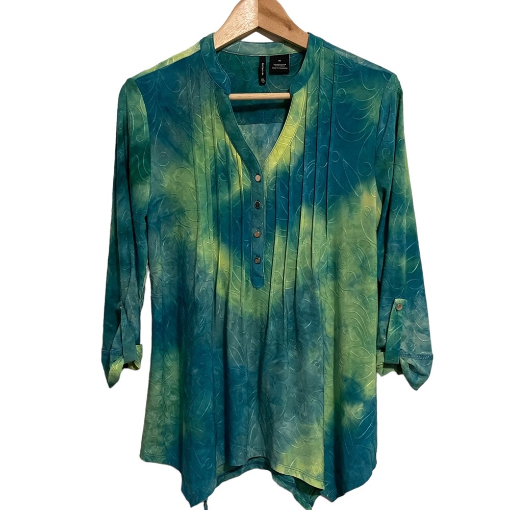 New Directions Shark Bite Roll Tab Sleeve Pop Over Top Size M